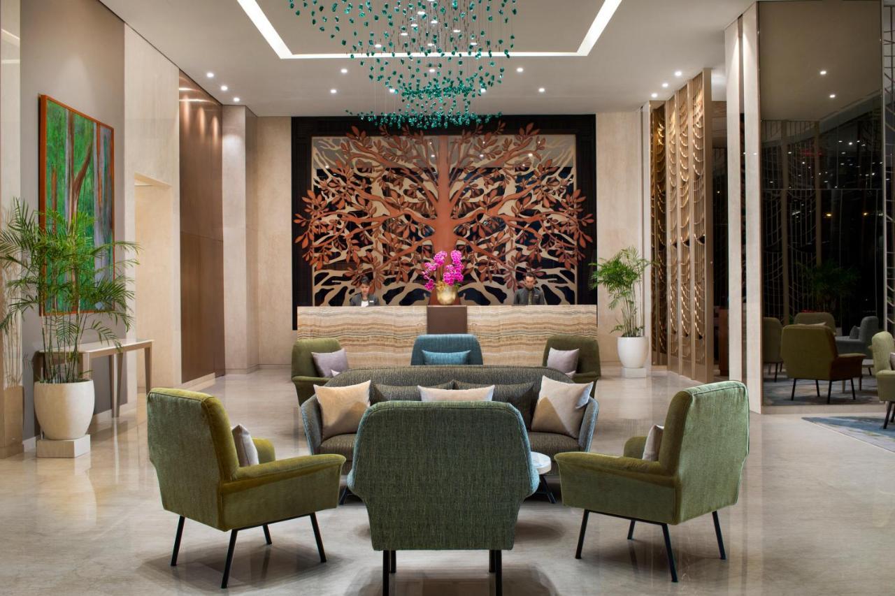 Trembesi Hotel Серпонг Екстериор снимка